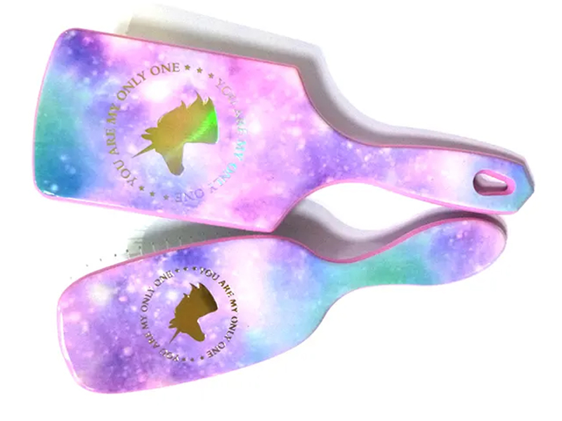Sparkle Unicorns színes műanyag hajkefe
